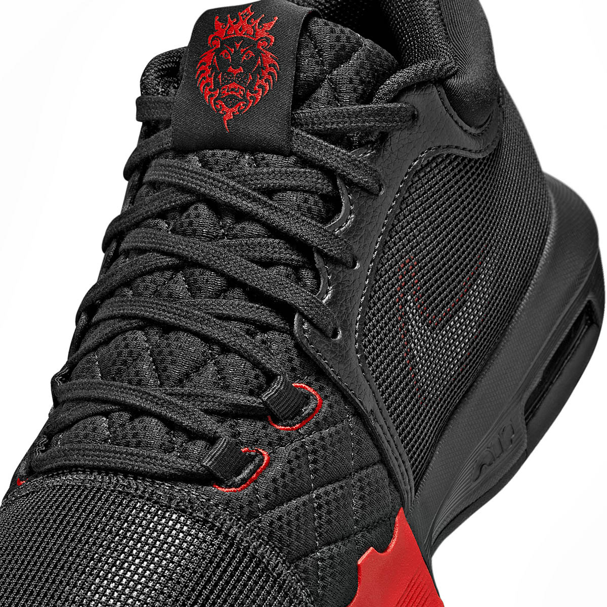 NIKE Lebron Witness VIII TENIS HOMBRE DEPORTIVO CON VALVULA COLOR NEGRO GRIS
