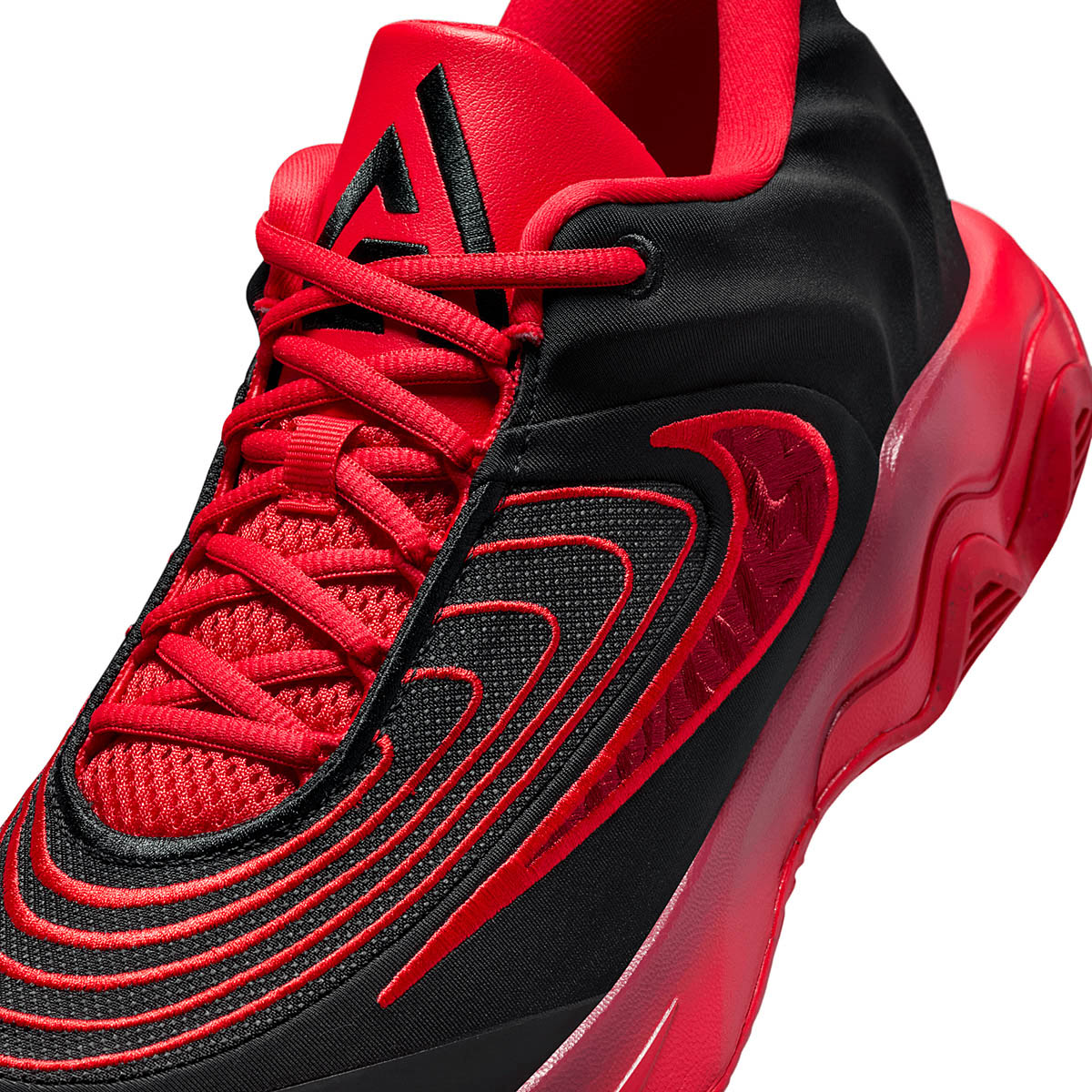 NIKE Giannis Immortality 4 TENIS HOMBRE DEPORTIVO COLOR NEGRO ROJO