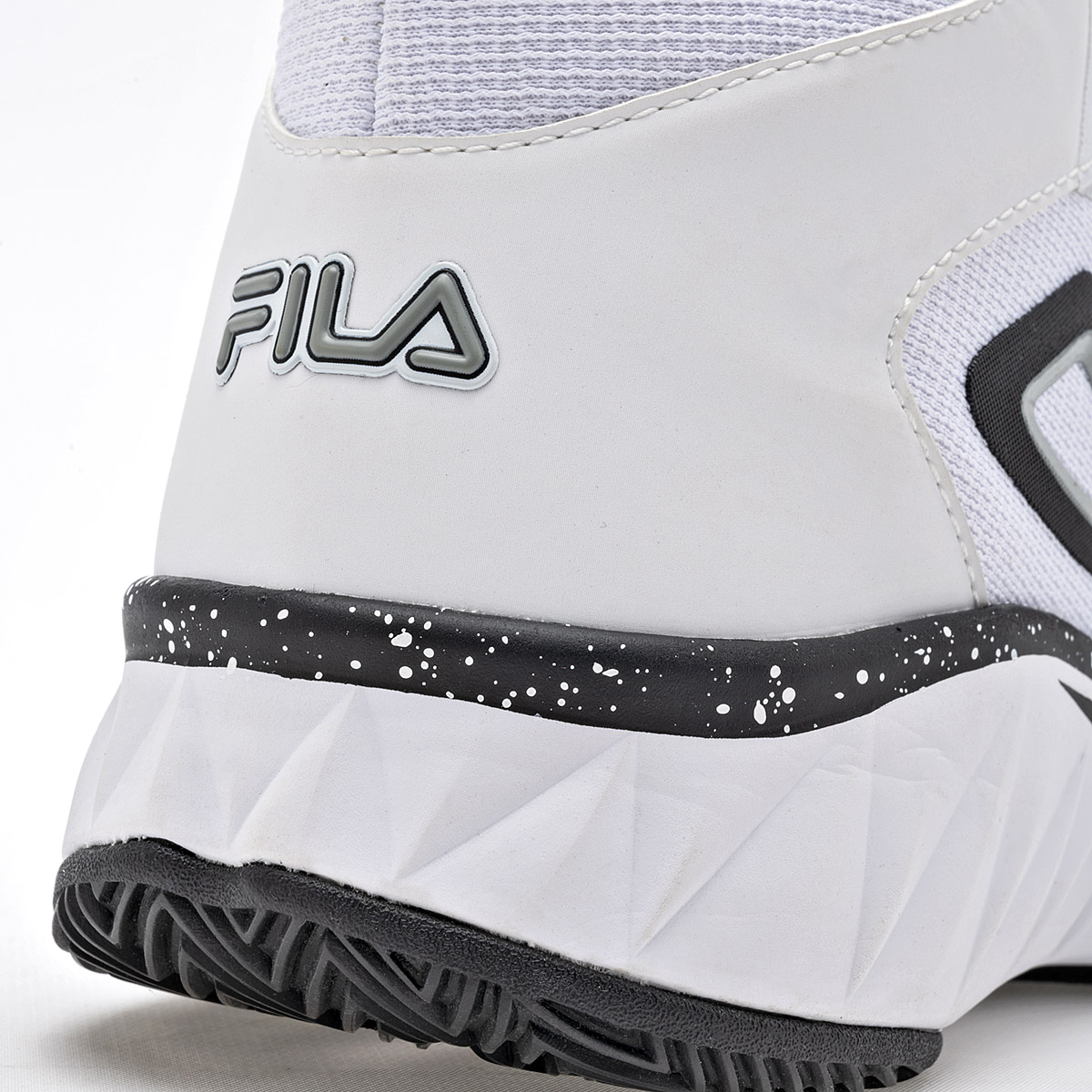 FILA Speedtrap TENIS HOMBRE BASQUETBOL COLOR BLANCO