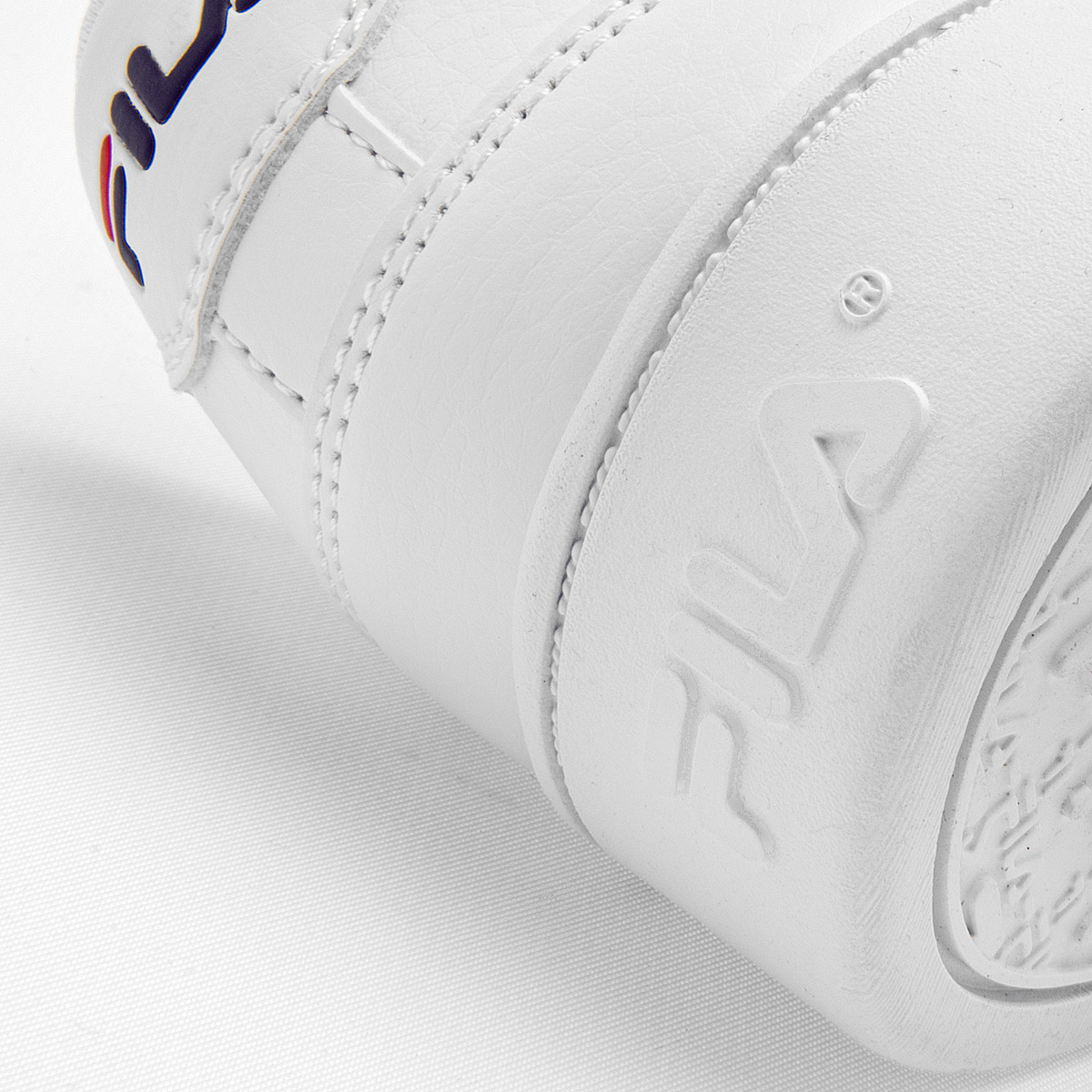 FILA Mgx-100 TENIS HOMBRE DEPORTIVO COLOR BLANCO