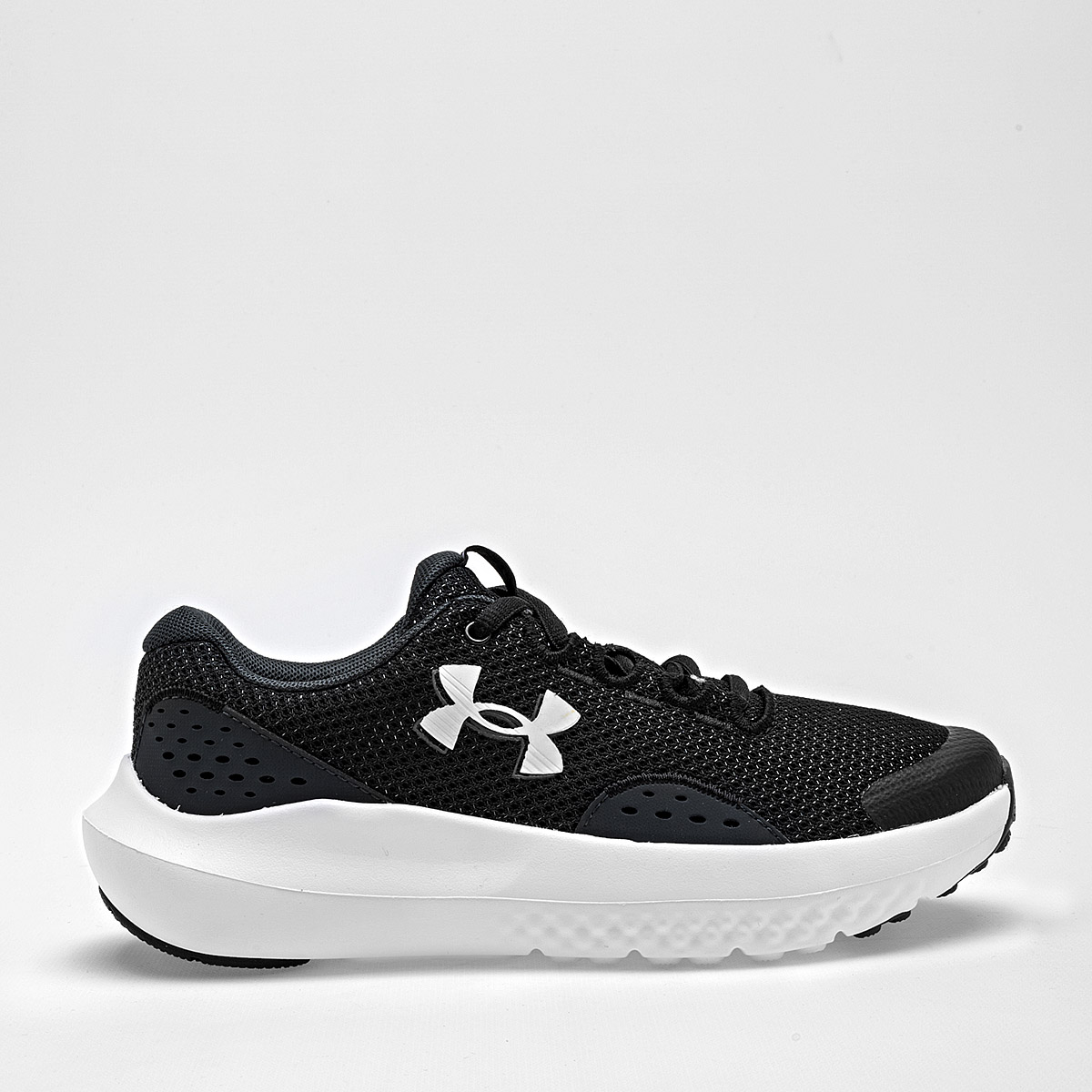 UNDER ARMOUR UA BGS Surge 4 TENIS MUJER DEPORTIVO COLOR NEGRO