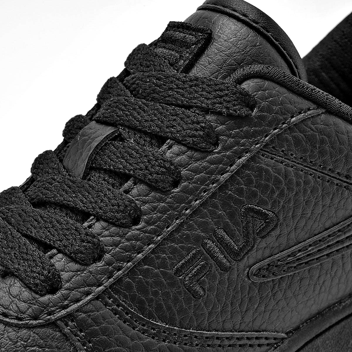 FILA A-Low TENIS MUJER CASUAL COLOR NEGRO