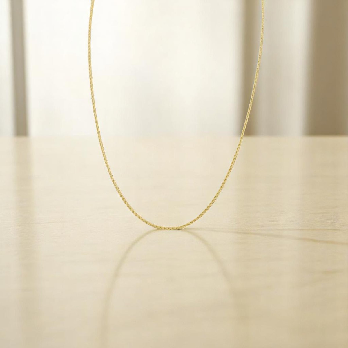 Cadena Estilo Torsal 50 Cm X 1 Mm Oro 10 Kilates + Obsequio.