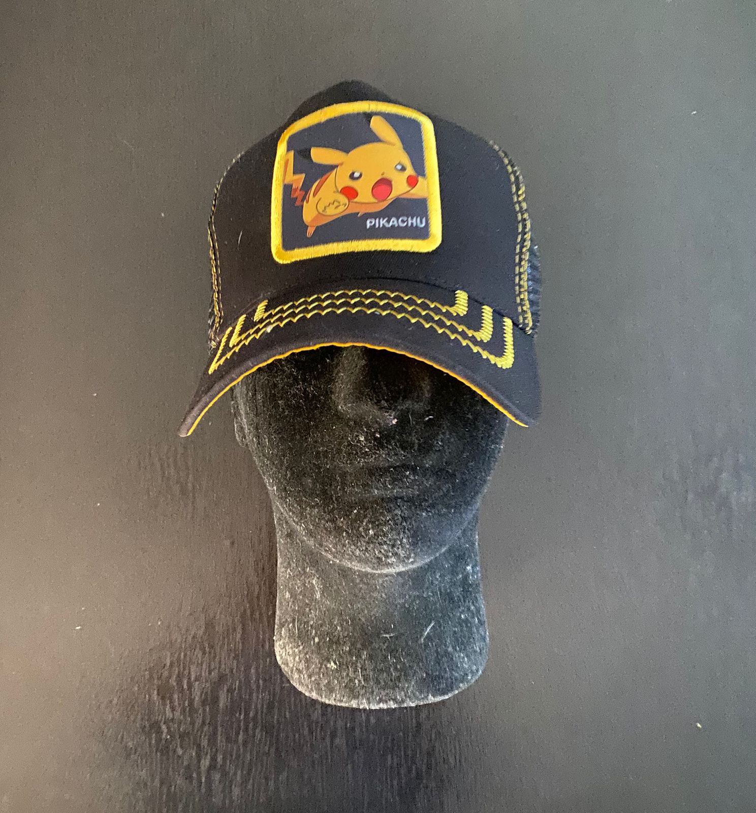 Gorra Pikachu Pokemon Parche Trucker Camionero Black Negra