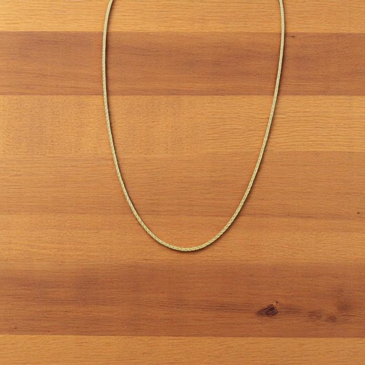 Cadena Estilo Torsal 55cm X 1 Mm Oro 10 Kilates + Obsequio