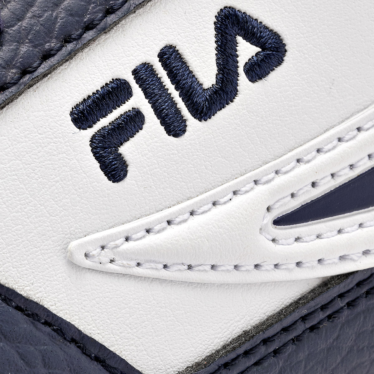 FILA Everge TENIS MUJER CASUAL DE BOTA COLOR BLANCO MARINO