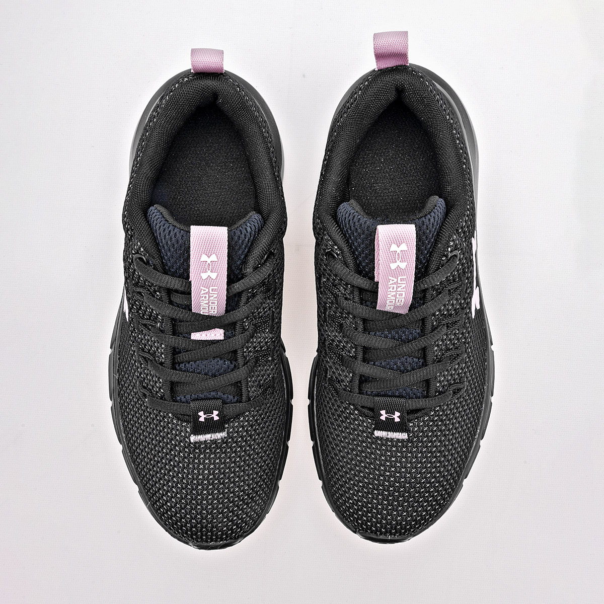 TENIS DEPORTIVO UA BGS Assert 10 UFM Syn UNDER ARMOUR PARA MUJER COLOR GRIS BLANCO ROSA 138623969