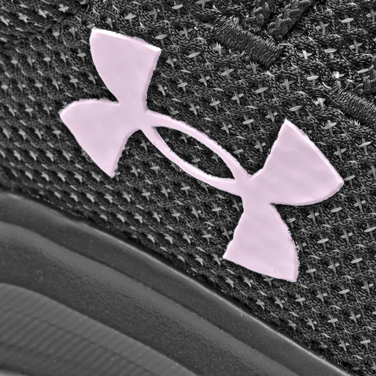 TENIS DEPORTIVO UA BGS Assert 10 UFM Syn UNDER ARMOUR PARA MUJER COLOR GRIS BLANCO ROSA 138623969