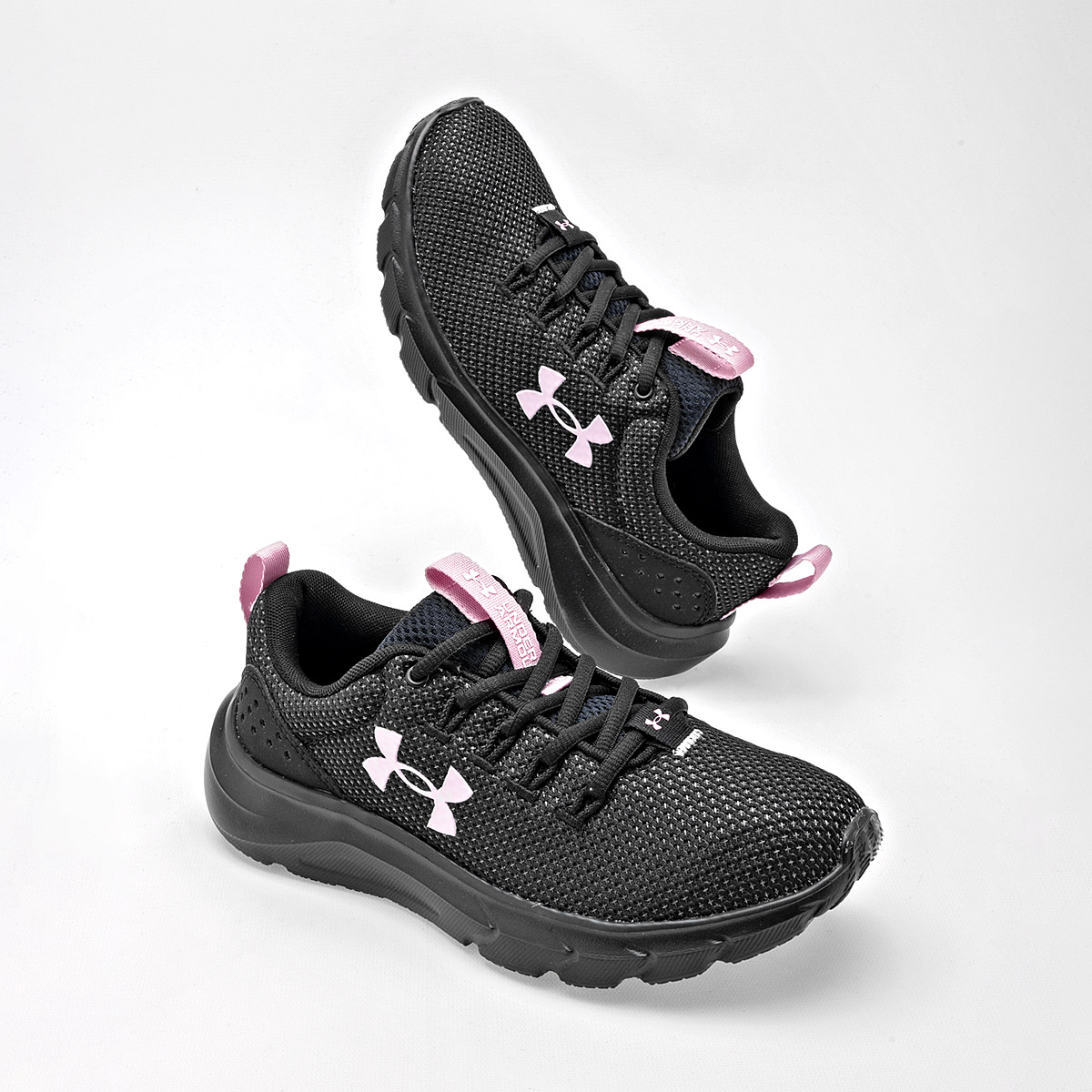 TENIS DEPORTIVO UA BGS Assert 10 UFM Syn UNDER ARMOUR PARA MUJER COLOR GRIS BLANCO ROSA 138623969