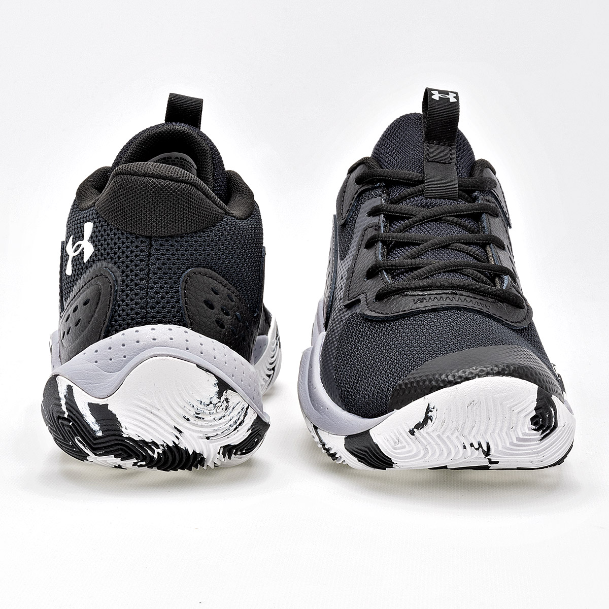 TENIS DEPORTIVO UA Jet '23 UNDER ARMOUR PARA HOMBRE COLOR NEGRO 302663400