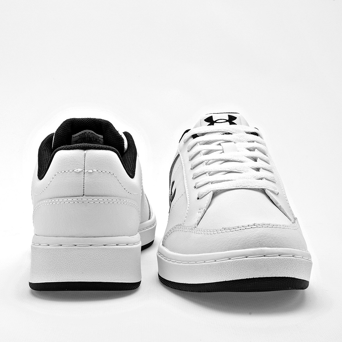 TENIS CASUAL UA Official UNDER ARMOUR PARA HOMBRE COLOR BLANCO 302848610