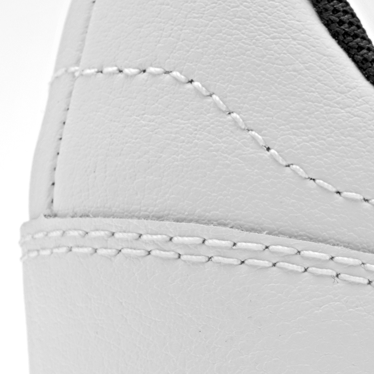 TENIS CASUAL UA Official UNDER ARMOUR PARA HOMBRE COLOR BLANCO 302848610