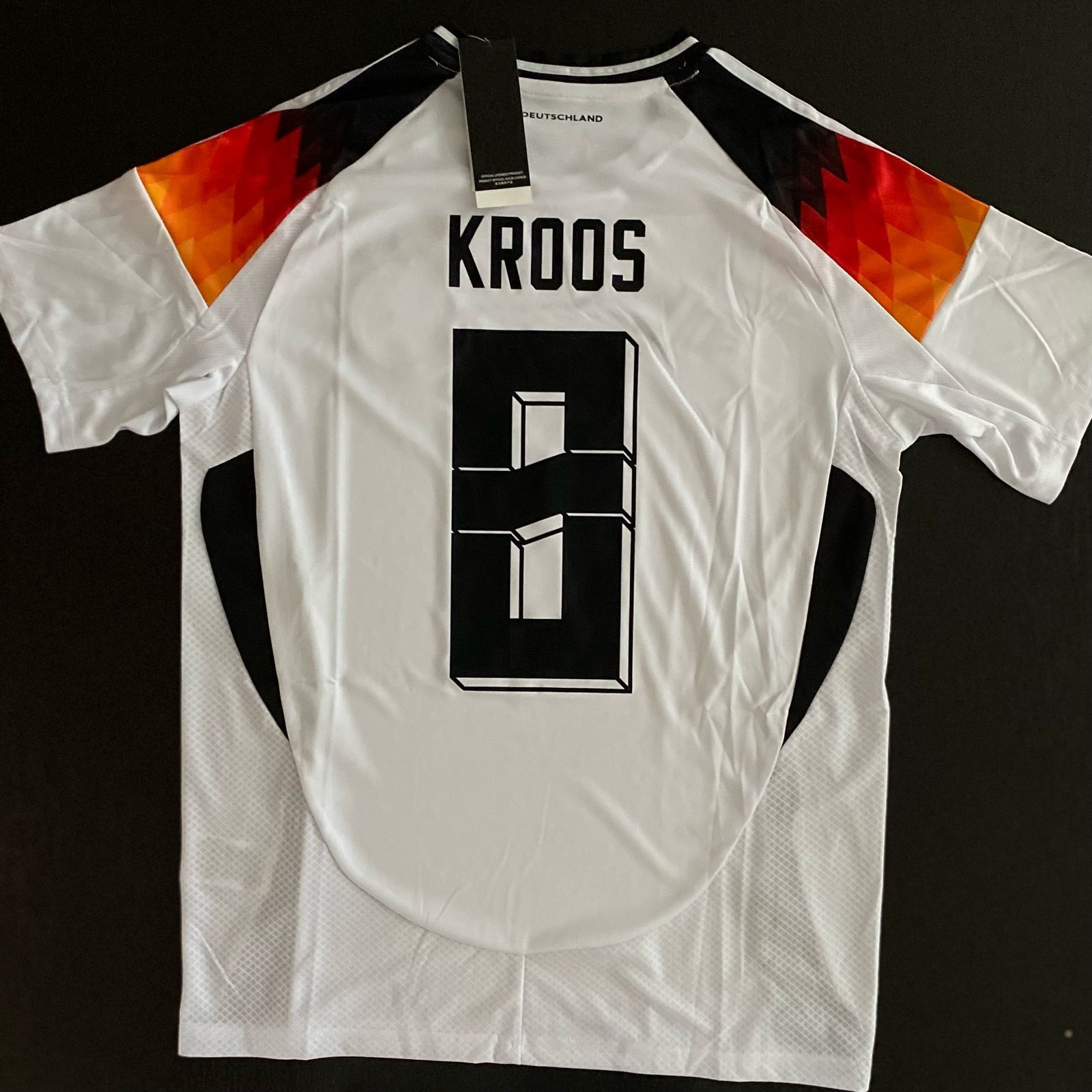 Jersey Toni Kroos 8 Seleccion 2025 Titular Local Blanca  Talla M