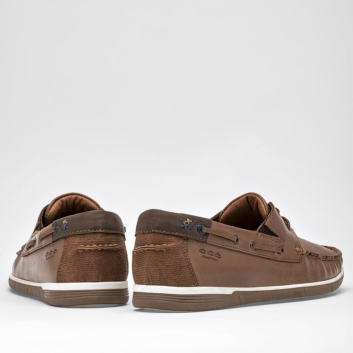 ZAPATO CASUAL NEGRO TOTAL PARA HOMBRE COLOR CAFE 3400