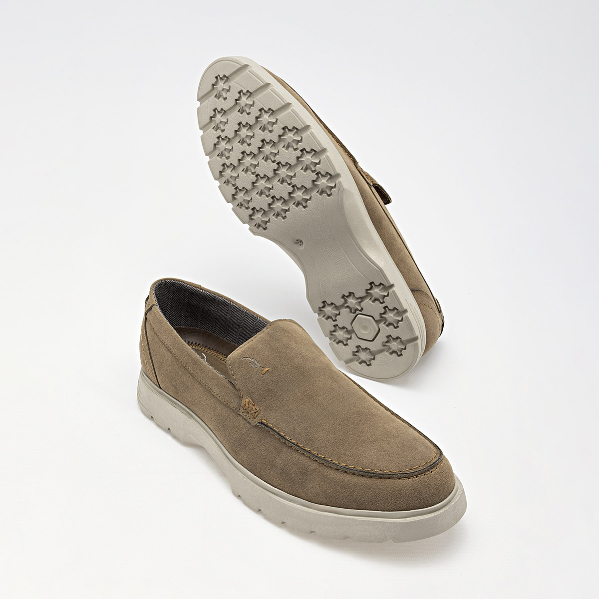ZAPATO DE CASUAL NEGRO TOTAL PARA HOMBRE COLOR CAMEL 2601