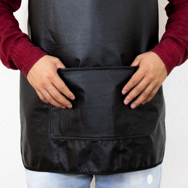 Bata Estilista Liso Mandil Estetica Delantal Vinipiel Negra MAE