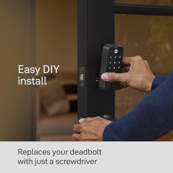 Cerradura de puerta delantera con cerrojo y teclado numérico Yale Black Code para entrada sin llave, YED210-NR-BSP