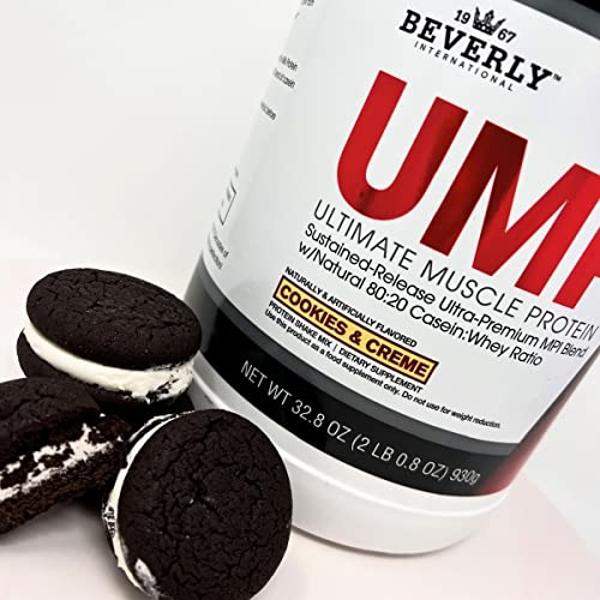 Proteína en polvo Beverly International UMP, sabor a galletas y crema. Su proporción única de suero de leche y caseína ayuda a desarrollar masa muscular magra. Fácil de digerir. No
