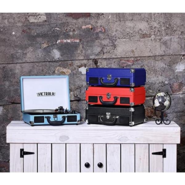 Tocadiscos portátil Victrola Vintage de 3 velocidades con Bluetooth y altavoces integrados | Sonido mejorado | Bandera estadounidense. Número de modelo: VSC-550BT-USA