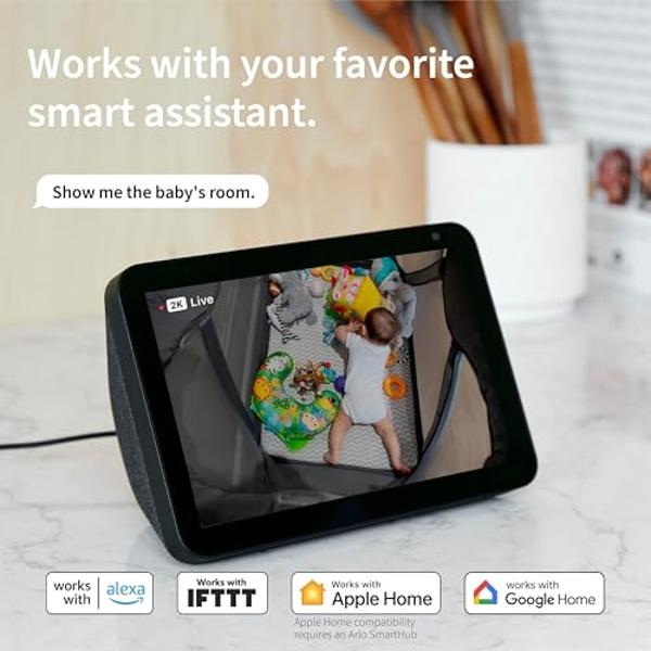 Cámara de seguridad Arlo Essential 2K | Solo para interiores | 2.ª generación | Monitor de bebés y cámara para mascotas | Protector de privacidad automatizado con cable, audio bidi