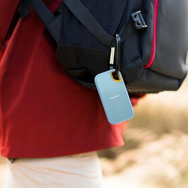 SSD portátil SanDisk Extreme de 1 TB - Hasta 1050 MB/s, USB-C, USB 3.2 Gen 2, resistencia al agua y al polvo IP65, firmware actualizado, azul cielo - Unidad de estado sólido extern