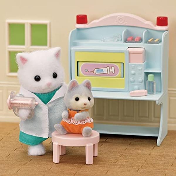Set de inicio de Doctor de la Villa Calico Critters, juego de casa de muñecas con figura y accesorios