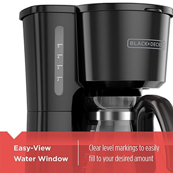 Cafetera Black+Decker CM0700BZ 4 en 1 para 5 tazas, color negro
