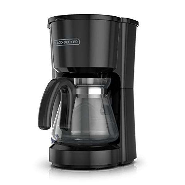 Cafetera Black+Decker CM0700BZ 4 en 1 para 5 tazas, color negro