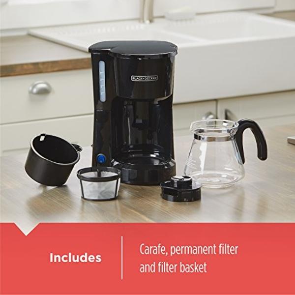 Cafetera Black+Decker CM0700BZ 4 en 1 para 5 tazas, color negro