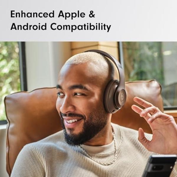 Auriculares Beats Studio Buds totalmente inalámbricos con cancelación de ruido - Negros (Renovados)