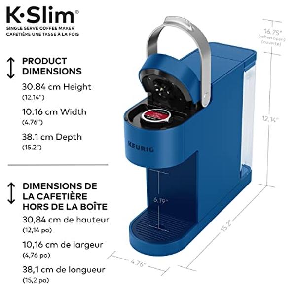 Cafetera monodosis Keurig K-Slim de cápsulas K-Cup, con botones de control y tecnología MultiStream, color azul crepúsculo.