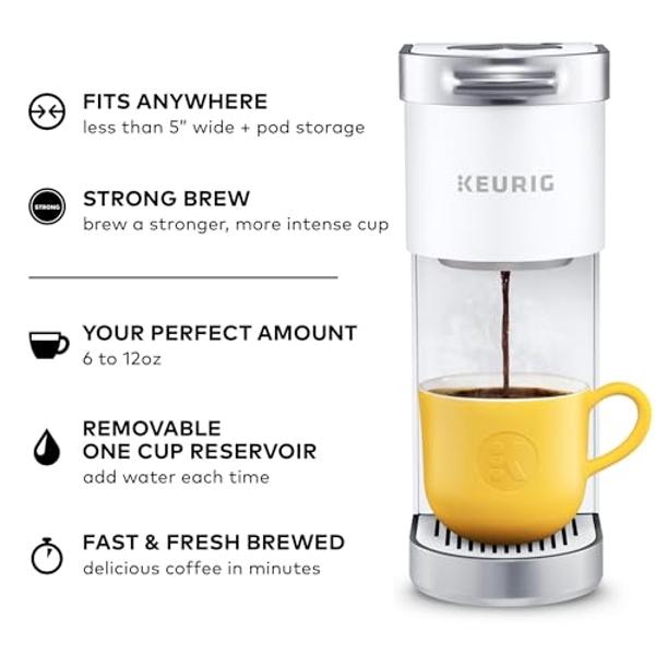 Cafetera monodosis Keurig K-Mini Plus para cápsulas K-Cup, con capacidad de preparación de 6 a 12 oz, capacidad para hasta 9 cápsulas K-Cup, apta para tazas de viaje, color blanco 
