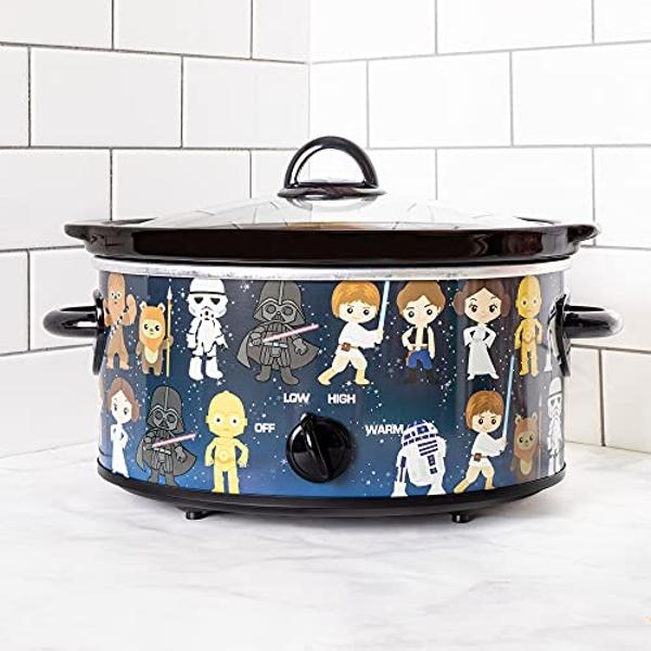 Olla de cocción lenta de 5 cuartos de galón de Uncanny Brands Star Wars: cocina fácil en toda la galaxia - Electrodoméstico de cocina