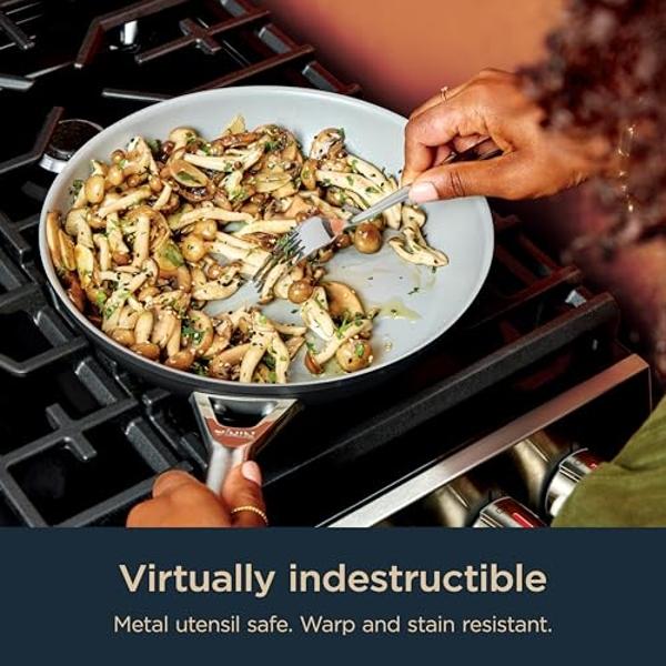 Juego de ollas y sartenes Ninja Ceramic Pro de 10 piezas, antiadherentes, con tapas de vidrio, sin PTFE, con revestimiento cerámico, apto para horno, compatible con todo tipo de co