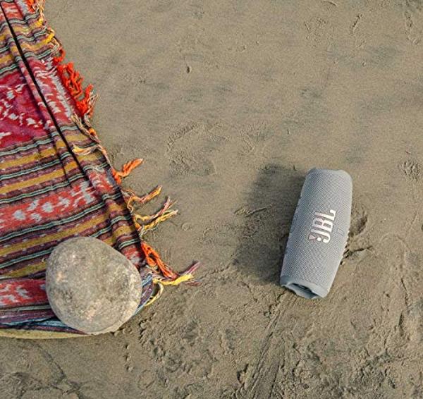 JBL FLIP 5, altavoz Bluetooth portátil resistente al agua, blanco, 3,6 x 3,6 x 8,5