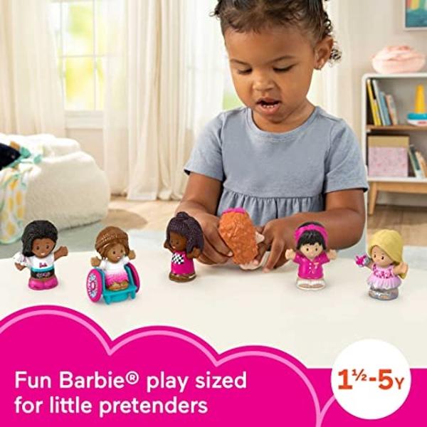 Figuras de Barbie Little People de Fisher-Price para niños pequeños (paquete de 6) para juegos de simulación preescolares a partir de los 18 meses.