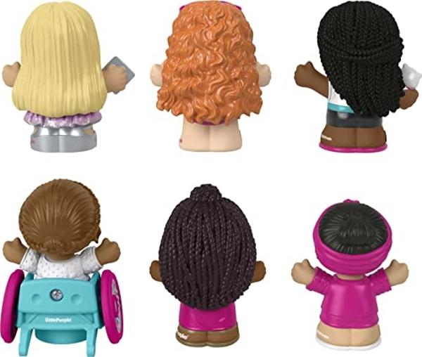 Figuras de Barbie Little People de Fisher-Price para niños pequeños (paquete de 6) para juegos de simulación preescolares a partir de los 18 meses.