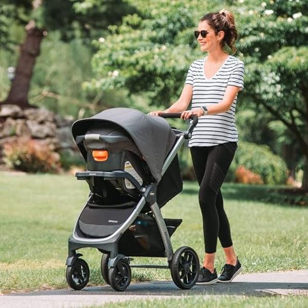 Sistema de viaje Chicco Bravo Trio 3 en 1, cochecito de plegado rápido con asiento infantil KeyFit 30 y base | Camden/Negro.