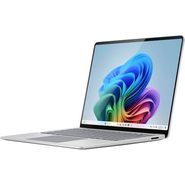 Microsoft Surface Laptop (2024), PC con Windows 11 Copilot+, pantalla táctil de 13,8", Snapdragon X Plus (10 núcleos), 16 GB de RAM, 256 GB de almacenamiento SSD, Platinum.