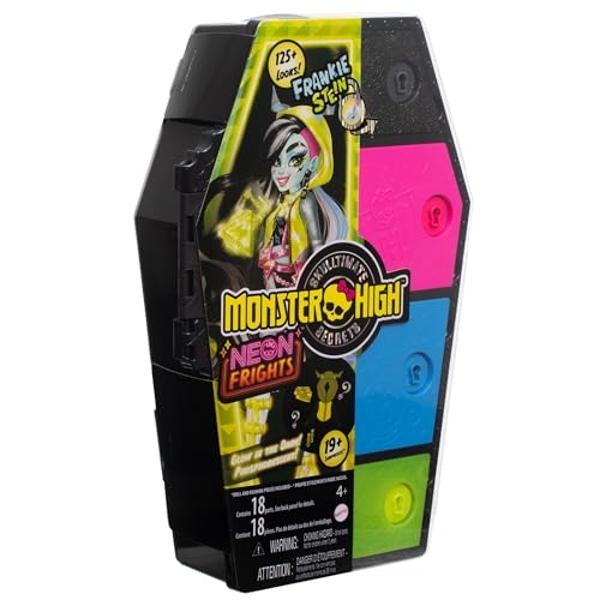 Muñeca Monster High Skulltimate Secrets Neon Frights y accesorios, Frankie Stein con armario para disfrazarse y más de 19 sorpresas.