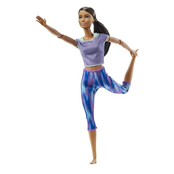 Muñeca Barbie "Move to Move" con 22 articulaciones flexibles y cola de caballo morena rizada, con ropa deportiva para niñas de 3 a 7 años..