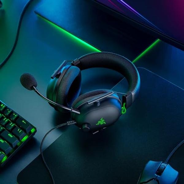 Auriculares para juegos Razer BlackShark V2: Sonido envolvente espacial THX 7.1 - Controladores de 50 mm - Micrófono extraíble - Para PC, PS4, PS5, Switch, Xbox One, Xbox Series X|.