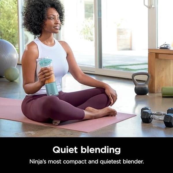 Licuadora portátil Ninja Blast, inalámbrica, con recipiente de 500 ml, ideal para batidos y smoothies, sin BPA, con tapa hermética y boquilla, recargable por USB-C, apta para lavav.